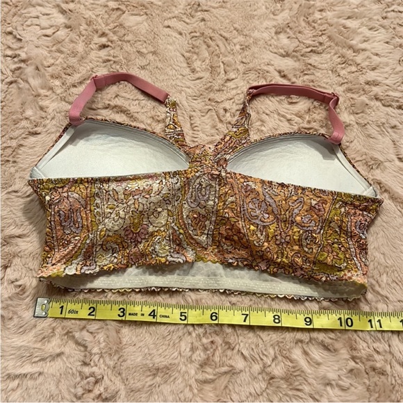 Body By Victoria Padded Wireless Bra - 34A - Picture 5 of 8